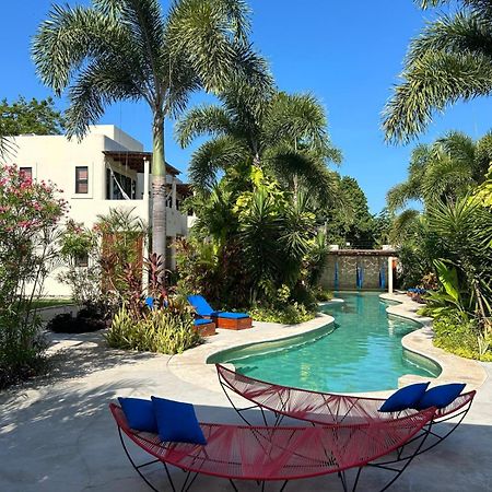 Blue Palm Bacalar Hotel Exterior photo