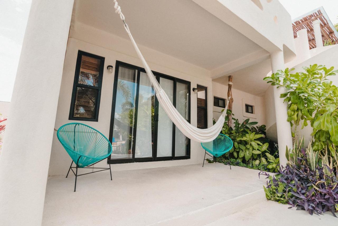 Blue Palm Bacalar Hotel Exterior photo