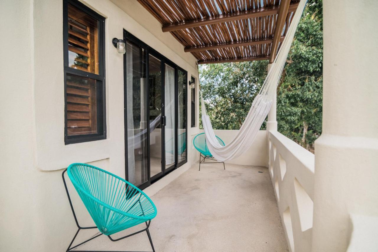 Blue Palm Bacalar Hotel Exterior photo