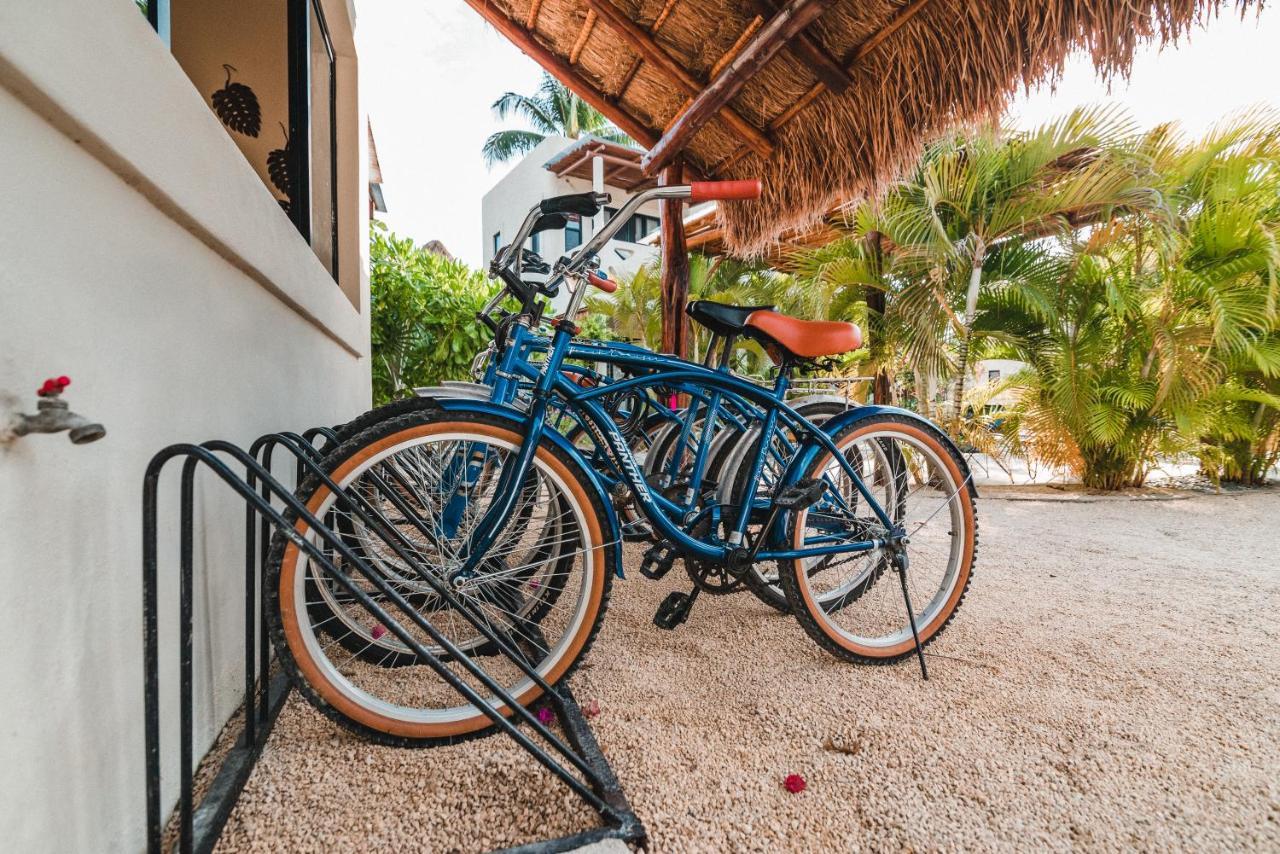 Blue Palm Bacalar Hotel Exterior photo